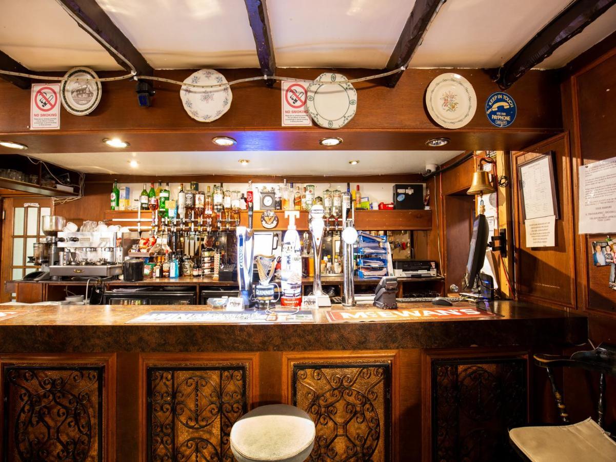 Longforgan Coaching Inn Dundee Exterior foto